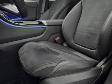 Mercedes GLC C254/X254 Coupe 2.0 200 204KM 2026 MERCEDES-BENZ GLC 200 4-Matic AMG Line 2.0 (204KM) 2026, zdjęcie 4