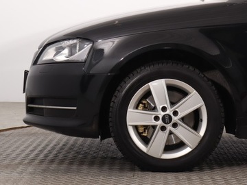 Audi A3 8P Hatchback 3d 2.0 TDI CR 140KM 2011 Audi A3 2.0 TDI, 4X4, Xenon, Bi-Xenon, Klima, zdjęcie 14