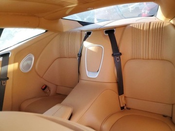 Aston Martin DB11 2018 Aston Martin DB11 2018, od ubezpieczlani 5.2 Benzyna 600KM, zdjęcie 10