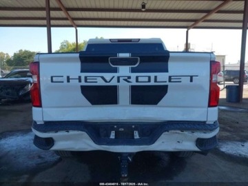 Chevrolet Silverado II 2022 Chevrolet Silverado 1500 ltd short bed custom, 2022r., 4x4, 2.7L 2.7 310KM, zdjęcie 7