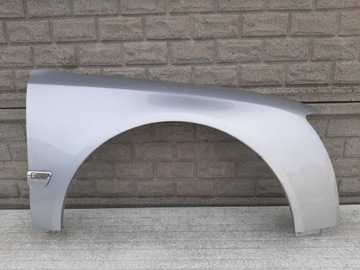AUDI A8 D3 02-09 BŁOTNIK PRAWY PRZEDNI