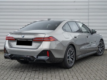 BMW Seria 5 G90-91 Touring 2.0 520d 197KM 2026 520d xDrive M Sport 2.0 (197 KM)| Asystent parkowania Plus, zdjęcie 4