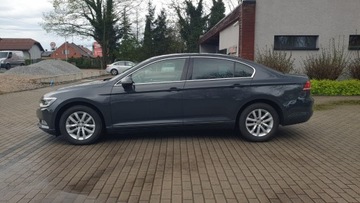 Volkswagen Passat B8 Limousine 2.0 TDI BlueMotion Technology 150KM 2018 Volkswagen Passat VW Passat 2.0 TDI Comfortline Business - Salon PL 2.0, zdjęcie 2