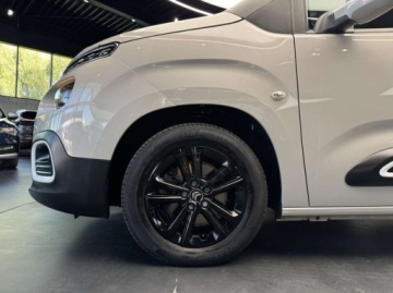 Citroen Berlingo III Osobowy M 1.2 PureTech 131KM 2021 Citroen Berlingo XL Feel Pack 7 osobowy Kamera cofania CarPlayAndroid Au, zdjęcie 12