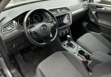 Volkswagen Tiguan Allspace SUV 2.0 TDI 150KM 2020 Volkswagen Tiguan Allspace Comfortline Pakiety, ACC, Apple CarPlay, Salon, zdjęcie 6