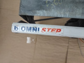 OMNI ЭЛЕКТРИЧЕСКИЙ РАЗДВИЖНОЙ СТУПЕНЬ 1 фунт ДЛЯ ГРУЗОВИКОВ