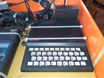 Sinclair zx81 + магнитофон