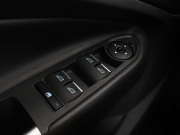 Ford Kuga II SUV Facelifting 2.0 TDCi 180KM 2017 Ford Kuga 4x4 b-xenon/LED półskóra klima auto, zdjęcie 30