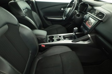 Renault Kadjar Crossover 1.2 Energy TCe 130KM 2017 Renault Kadjar 1.2 TCe, Salon Polska, zdjęcie 6
