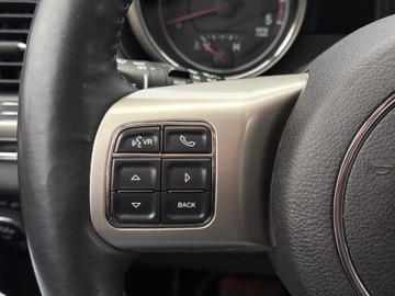 Jeep Grand Cherokee IV Terenowy 3.0 V6 CRD 241KM 2012 JEEP Grand Cherokee 3.0 CRD Overland Krajowy Bezwypadkowy Serwisowany, zdjęcie 23