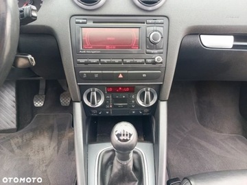 Audi A3 8P Hatchback 3d 1.4 TFSI 125KM 2009 Audi a3 Audi A3 1.4 TFSI S line Sportpaket 1.4 Benzyna 125KM, zdjęcie 11