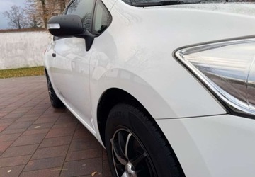 Toyota Auris I Hatchback 5d Facelifting 1.4 D-4D 90KM 2012 Toyota Auris Toyota Auris 1.4 D-4D Edition 1.4 Diesel 90KM, zdjęcie 13