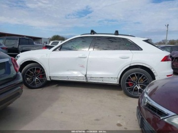 Audi Q8 2020 Audi Q8 Premium Plus 55 Tfsi Quattro Tiptronic 2020 3.0 Benzyna 335KM, zdjęcie 2