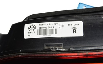 760945308A VW TOUAREG III CR7 SVĚTLO PRAVÝ ZADNÍ LED