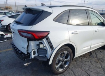 Ford Escape III 2023 Ford Escape Ford escape St-Line, 2.5L, 2.5 Hybryda 165KM, zdjęcie 6