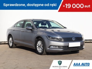 Volkswagen Passat B8 Limousine Facelifting 1.5 TSI EVO 150KM 2019 VW Passat 1.5 TSI, Salon Polska, VAT 23%, Navi