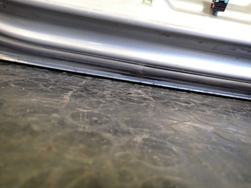 DVEŘE LEVÉ PŘEDNÍ SKODA SUPERB II 9202 09R