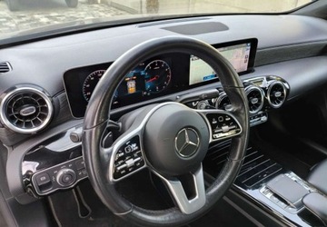 Mercedes Klasa A W177/V177 2019 Mercedes-Benz Klasa A Mercedes-Benz Klasa A 180 7G-DCT 1.3 Benzyna 136KM, zdjęcie 18