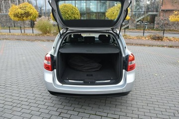 Renault Laguna III Grandtour 2.0 16v 140KM 2009 Renault Laguna 2.0 16v 140KM 2009r. Xenon TEMPOMAT, zdjęcie 28