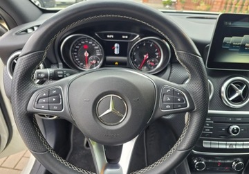 Mercedes Klasa A W176 Hatchback 5d Facelifting 180 122KM 2017 Mercedes-Benz Klasa A 1,6 Benzyna 122 KM GWARANCJA Zamiana Zarejestrowany, zdjęcie 24