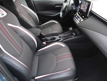 Toyota Corolla XII Sedan 1.8 Hybrid 122KM 2022 Toyota Corolla 1.8 Hybrid, Salon Polska, zdjęcie 8