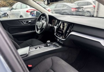 Volvo V60 II  2021 Volvo V60 Miekka Hybryda 2.0 Diesel 197KM, zdjęcie 12