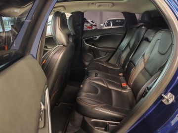 Volvo V40 II Cross Country D3 150KM 2015 Volvo V40 Cross Country Ocean Race, Automat, kamera, zdjęcie 7