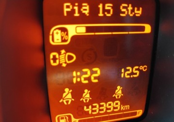 Fiat Panda III Hatchback 5d seria 4 1.0 Hybrid 70KM 2022 Fiat Panda 2022r, SALON POLSKA. 1.0 HYBRID. Uszkodzony. Poobijany. Jezdzi., zdjęcie 12