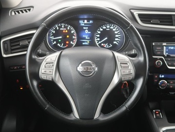 Nissan Qashqai II Crossover 1.2 DIG-T 115KM 2014 Nissan Qashqai 1.2 DIG-T, Salon Polska, Klima, zdjęcie 14