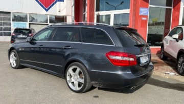 Mercedes Klasa E W212 Kombi 300 CDI BlueEFFICIENCY 231KM 2011 Mercedes-Benz Klasa E Bardzo ladny stan . 3,0 CDI Automat Pneomatyka 3.0, zdjęcie 19