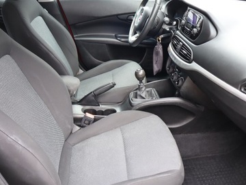 Fiat Tipo II Hatchback 1.4 T-Jet 120KM 2019 Fiat Tipo 1.4 T-Jet LPG, Salon Polska, zdjęcie 8
