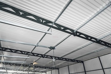 Гараж из листового металла 20х7м Гараж из листового металла для залов Склад