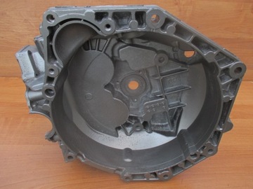 OPEL ASTRA H ZAFIRA B VECTRA C FIAT 1.9 CDTI M32 КОРПУС ТРАНСМИССИИ 55186623