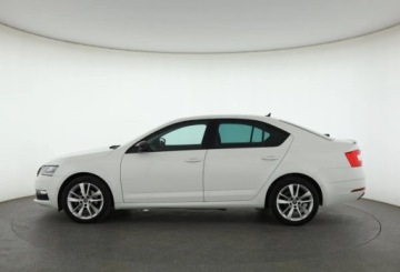 Skoda Octavia III Liftback Facelifting 1.5 TSI ACT 150KM 2019 Skoda Octavia 1.5 TSI, Salon Polska, DSG, Navi, zdjęcie 2