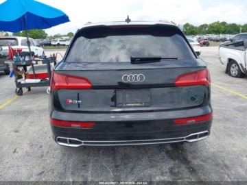 Audi SQ5 2018 Audi SQ5 3.0t Premium Plus 2018 3.0 Benzyna 354KM, zdjęcie 3