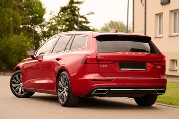 Volvo V60 II  Kombi 2.0 T5 250KM 2019 MEGA KOLOR __JASNE SKÓRY __SUPER PEDANTYCZNY STAN_, zdjęcie 15