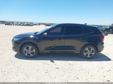 Ford Escape III 2023 Ford Escape ST-Line 2023 1.5l 1.5 Benzyna 180KM, zdjęcie 2