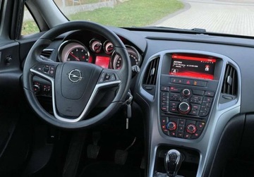 Opel Astra J Sports Tourer Facelifting 1.6 CDTI ecoFLEX 110KM 2015 Opel Astra J 1.6 CDTI, Nowy ROZRZAD 1.6 Diesel 110KM, zdjęcie 8
