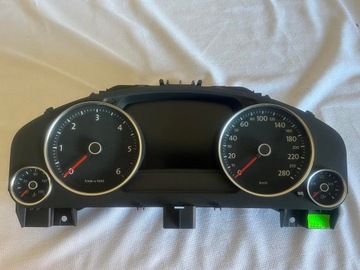 BUDÍK PŘÍSTROJOVÁ DESKA VOLKSWAGEN TOUAREG 7P6920883L