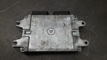 33920-85LA ŘÍZENÍ MOTORU OPEL AGILA II B 1.0