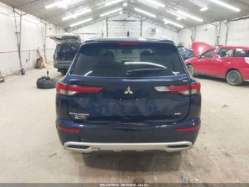 Mitsubishi Outlander III 2023 Mitsubishi Outlander SEL S-AWC 2023 2.5l 2.5 Benzyna 181KM, zdjęcie 4