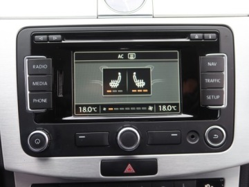 Volkswagen Passat B7 Limousine 1.4 TSI 160KM 2013 VW Passat 1.4 TSI, Salon Polska, Skóra, Navi, zdjęcie 16