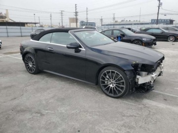 Mercedes Klasa E W214 2023 Mercedes-Benz Klasa E 450 2023 3.0l 3.0 Benzyna 362KM, zdjęcie 4