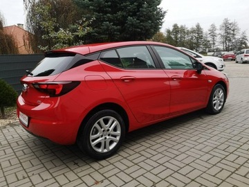 Opel Astra K Hatchback 5d 1.6 CDTI 95KM 2017 Opel Astra 1.6 CDTI 95KM Klima Tempomat Sensory, zdjęcie 4