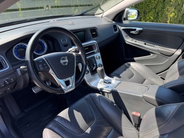 Volvo S60 II Sedan 3.0 T6 304KM 2012 Volvo S60 3.0 Benz T6 R-DESIGN Bogata Wersja 3.0 Benzyna 304KM, zdjęcie 12