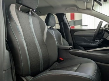 Peugeot 308 III SW 1.5 BlueHDi 130KM 2025 Od ręki - Allure EAT8 1.5 BlueHDi 130KM / Pakiet Komfort, zdjęcie 3