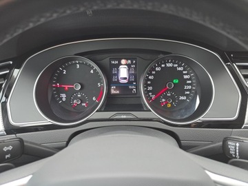 Volkswagen Passat B8 Variant Facelifting 2.0 TDI SCR 200KM 2022 Volkswagen Passat Variant Rline 200KM 4x4 Elegance, zdjęcie 14