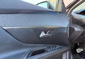 Peugeot 3008 II Crossover 1.6 THP 180KM 2019 Peugeot 3008 GT LINE 1.6PT 180ps AutoMat DachPanorama FullLed Bezwypadkowy, zdjęcie 29