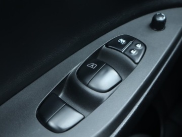 Nissan Pulsar 1.2 DIG-T 115KM 2016 Nissan Pulsar 1.2 DIG-T, Salon Polska, Serwis ASO, zdjęcie 15