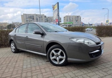 Renault Laguna III Hatchback 2.0 16v 140KM 2009 Renault Laguna 2,0 Benzyna - Bezwypadkowa - Zarejestrowana 2.0 Benzyna, zdjęcie 24